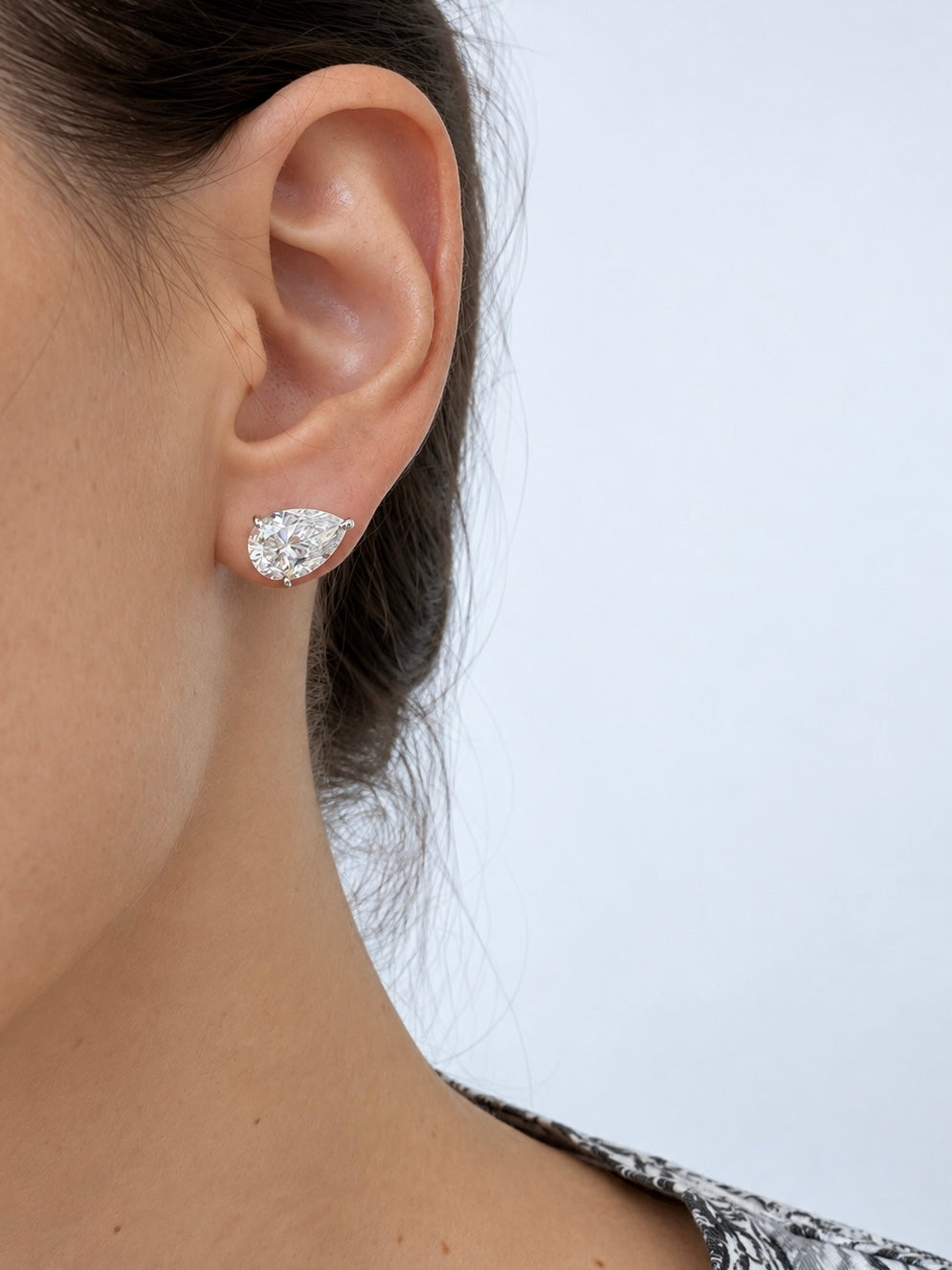 Teardrops Stud Earrings Gold Vermeil and Pear-Cut Moissanites
