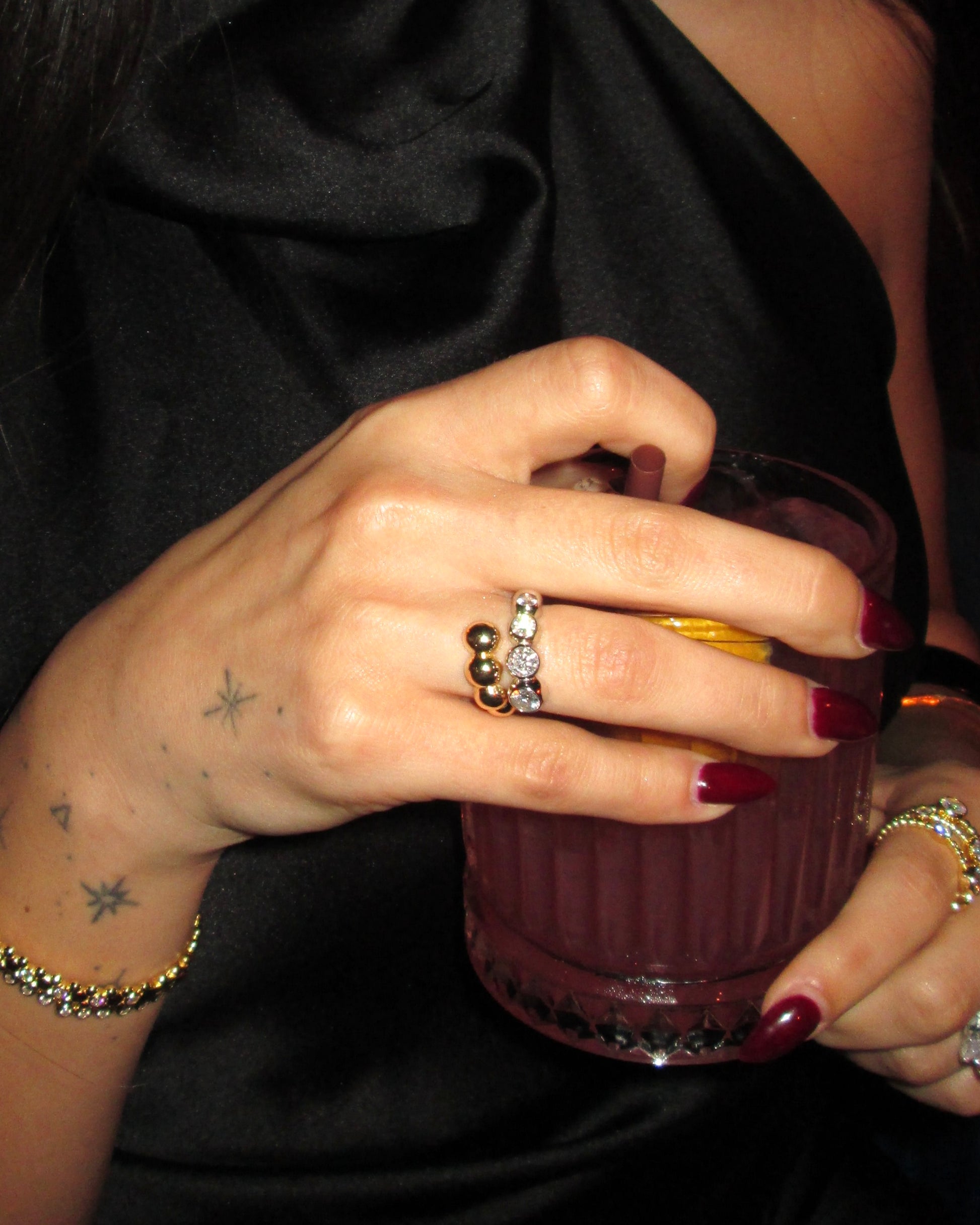 خاتم إيتيري دواليس